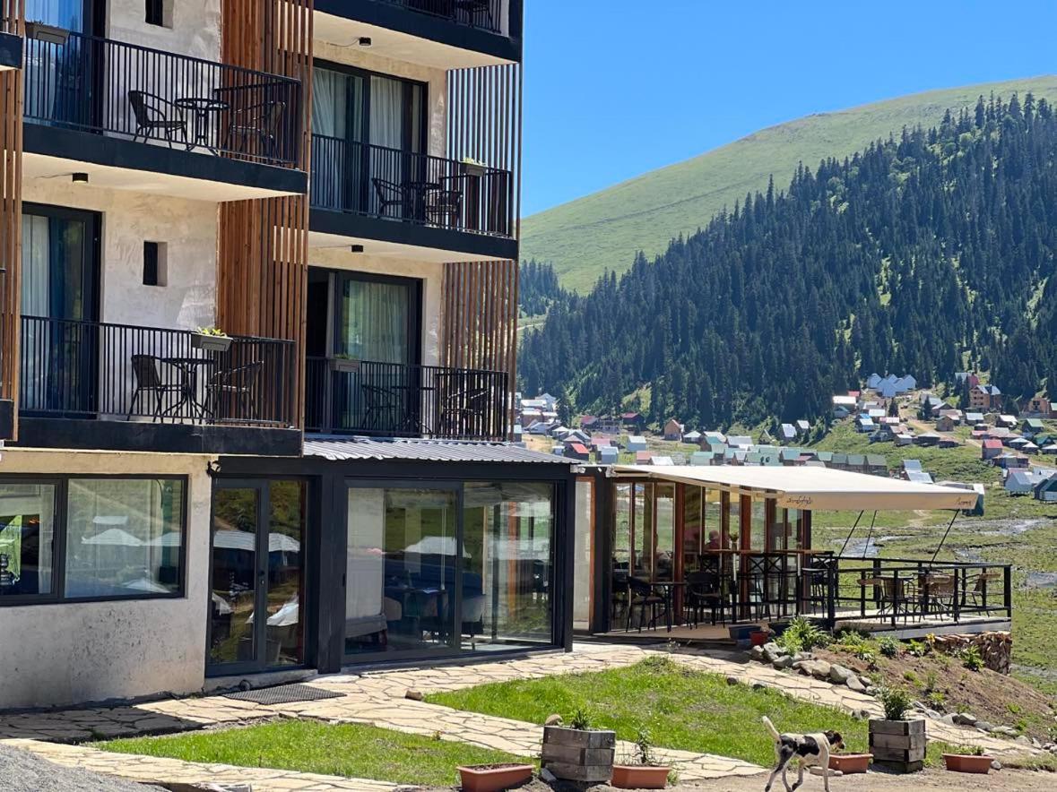 The Pioneers Hotel Bakhmaro Exterior foto